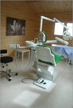 Clinique pour traitement maladie dentaire